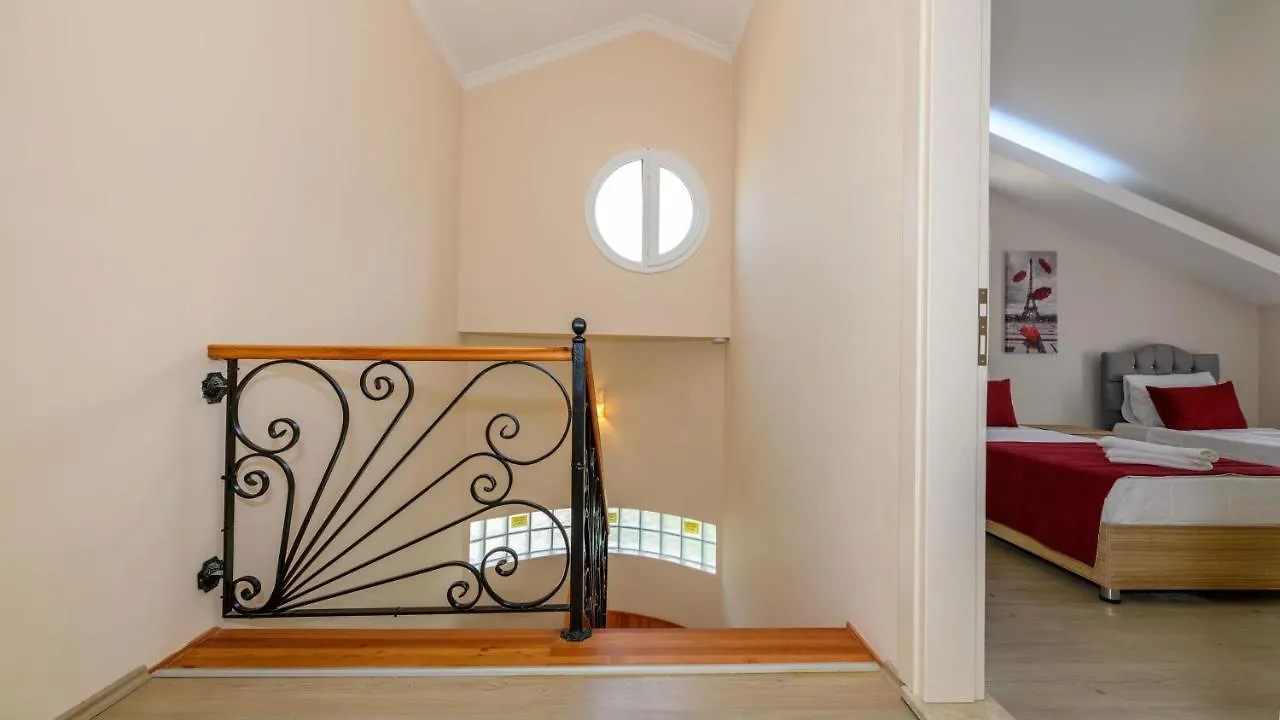 Musa - 5 Bedroom Holiday Villa In Hisaronu Fethiye