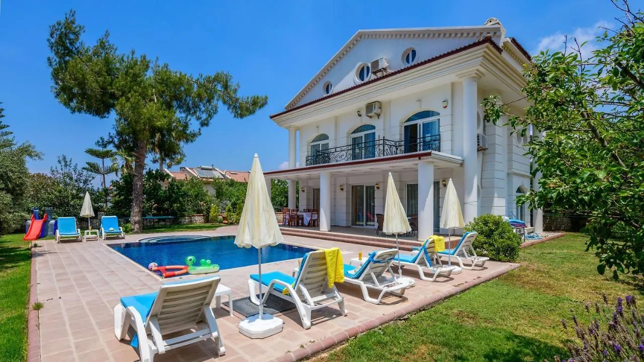 Musa - 5 Bedroom Holiday Villa In Hisaronu Fethiye